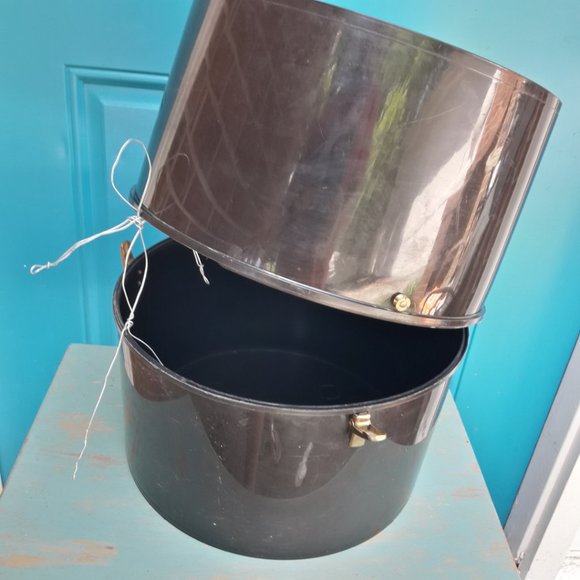 Vintage Wig Box or Hat Box Tall Narrow Suit Case Mod 60s Art Deco Contempo Hard - Picture 7 of 16